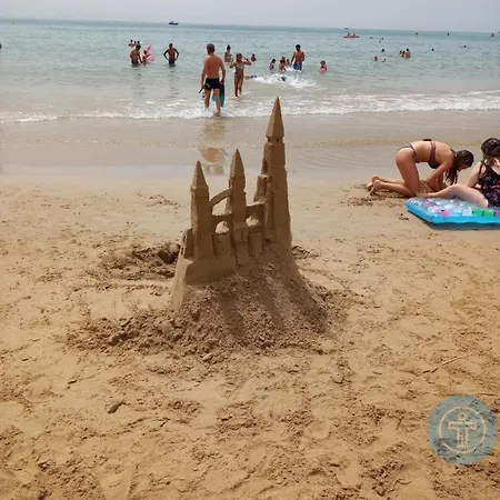 Costa Dorada 公寓 *
